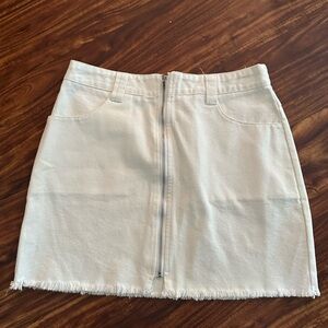 white denim skirt
